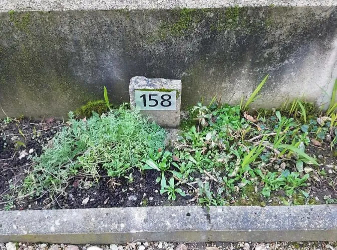 La Fleur D Avec Son Parking Apartman